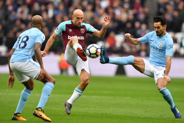 定性使她在 定性使她在